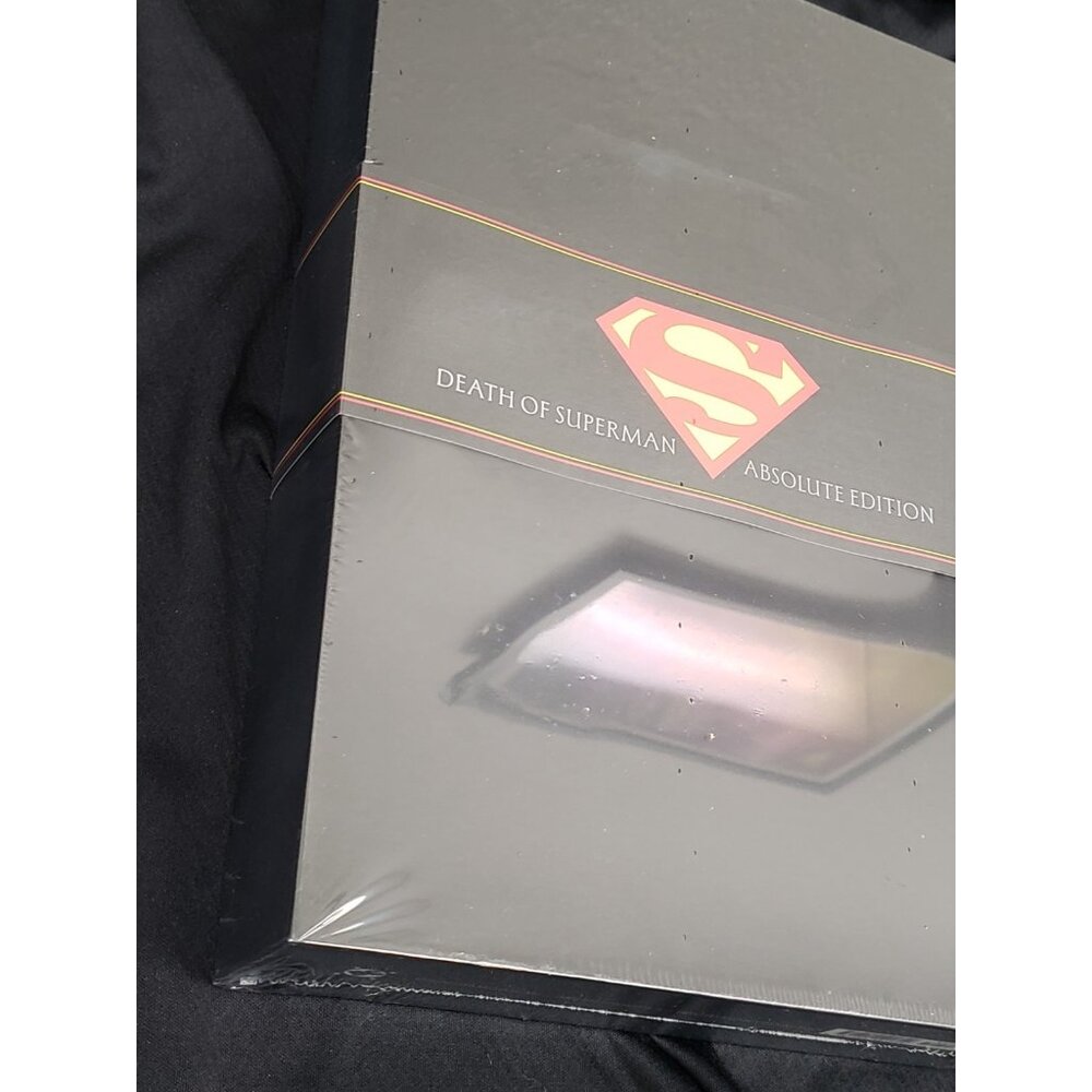 DC Comics Absolute Death of Superman Hardcover Book Market Edtion - Picture 6 of 10